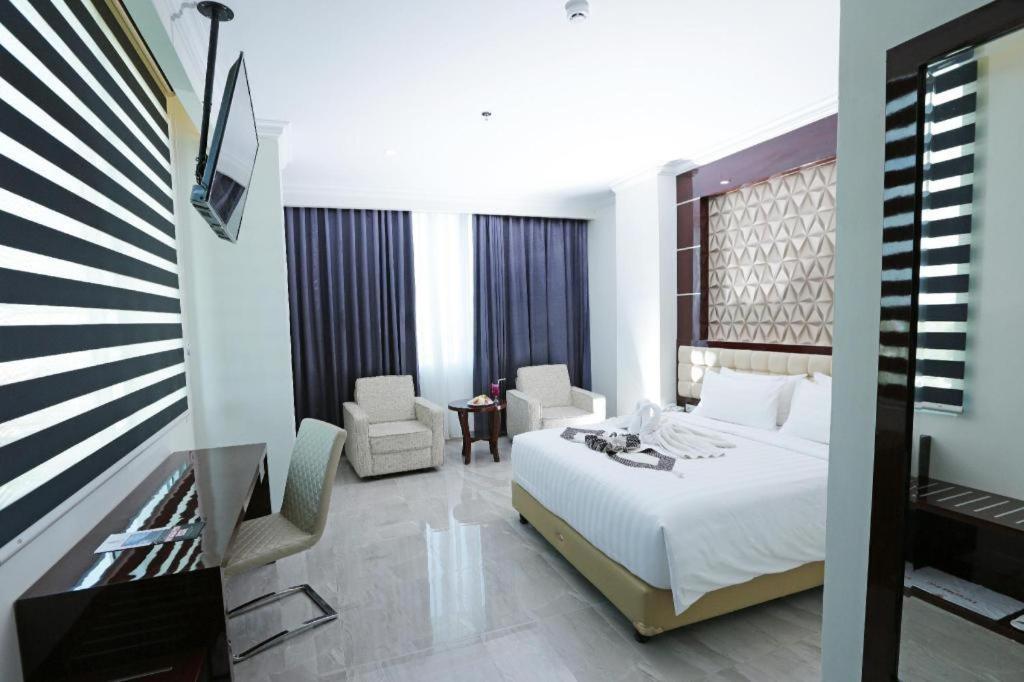 Sindoro Hotel Cilacap By Conary Kültér fotó